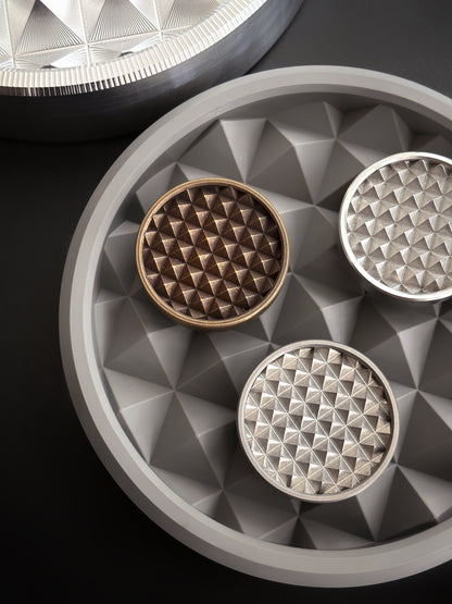 Round Curator Tray
